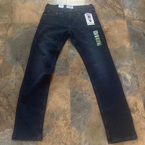 Mens Denizen Levi’s brand jeans.